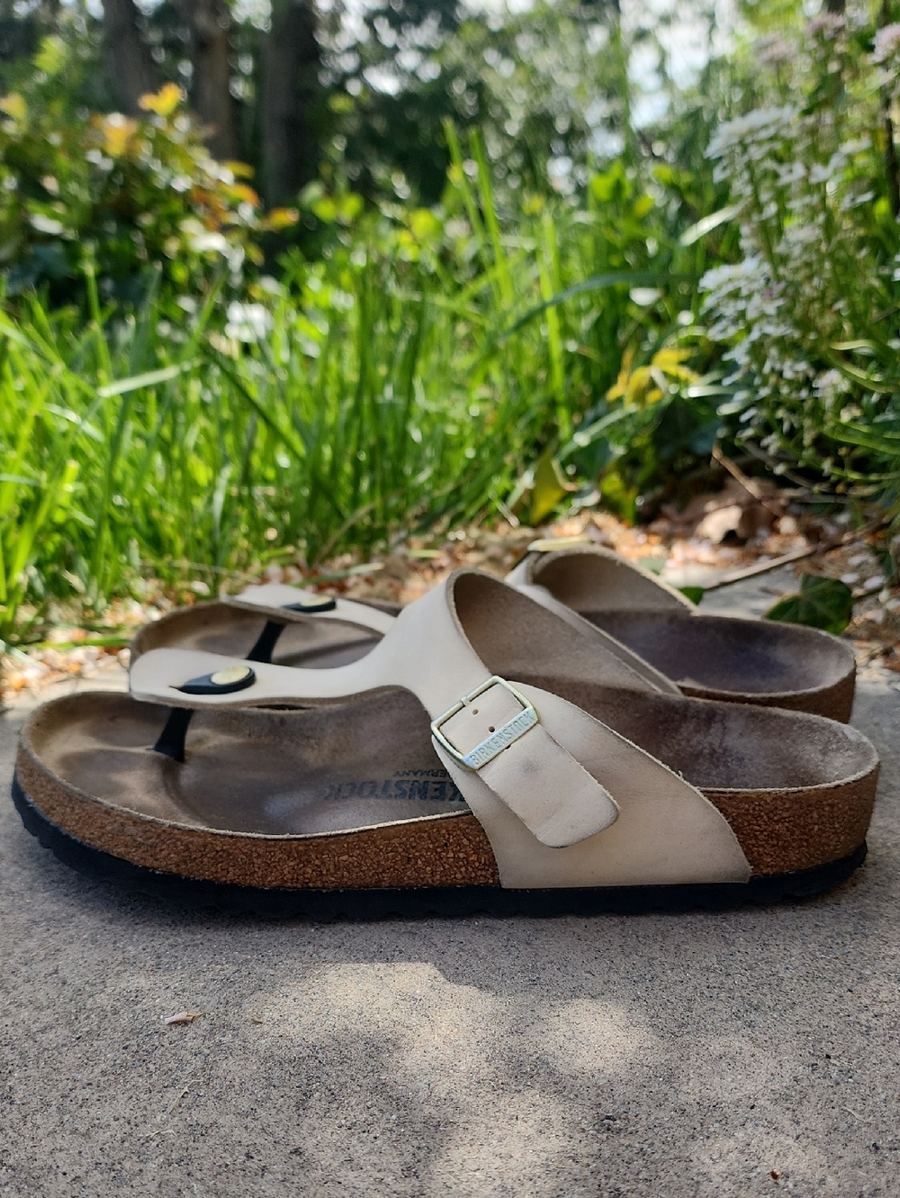 Birkenstock Neutral Beige Buckle Strap Sandal